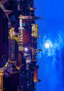 005b-Analog-KI6d-Nuernberg-BlaueStunde-Super-Art